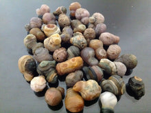 Load image into Gallery viewer, hand made empowered rings from hand selected gobi agate extreemly rare