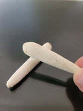 Load image into Gallery viewer, عرق السواحل الابيض الزوج الملكي الانادر ذكر وانثى روحاني فعال مجرب بالضمان