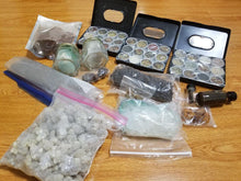 Load image into Gallery viewer, فرج الضبعة ملفوف الحرير الاحمر لاول مرة على المزاد اندر من نادر قطعه واحدة