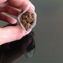 Load image into Gallery viewer, معمول ملكي بخور معمول عود ومسك وعنبر وصندل ملكي طبيعي رائح لتعطير البيت والملابس