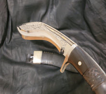 Load image into Gallery viewer, حربة البرق جنبية رعد المبروقة الاصلية بالضمان قطعه واحدة فقط تقف على الحد