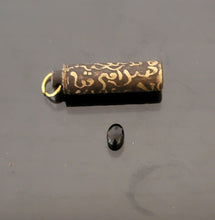 Load image into Gallery viewer, الخرزة الحية الملك الروحانية الاصلي قطعه واحدة بالضمان الفيديو على sufi magic