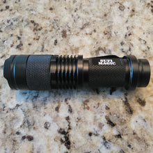 Load image into Gallery viewer, ضور استكشاف الاحجار الروحانية والمشعة والرصود والكنوز ضوء المستكشفين لاول مره