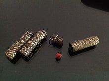 Load image into Gallery viewer, عليقة تفاح الجان للمحبة العامة والقبول تعليقة روحانية love necklace unisex seed