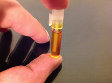 Load image into Gallery viewer, زيت روحاني عطر روحي لتقويه الاحجار وتغذيه الخدام وتفعيل وارجاع الروحانيه نادر