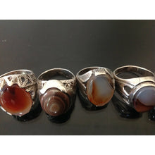 Load image into Gallery viewer, خواتم روحانية عقيق يماني وفضة - خواتم روحانية صالحة - شيخ روحاني معالج روحاني حرز خرز ابطال السحر علاج روحاني رقية شرعية